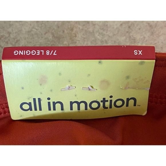 All In Motion Sculpted Perforated Leggings High Waist Orange Pockets XS NWT - Picture 6 of 8